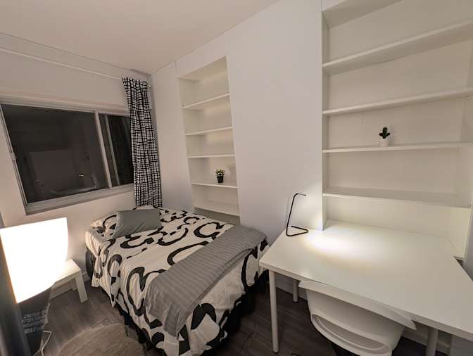 Serdar's room
