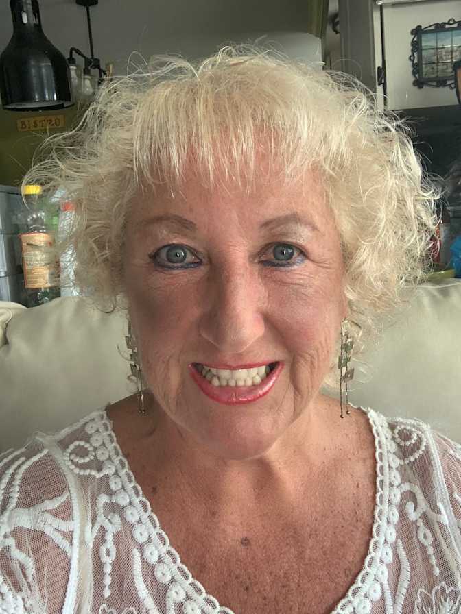 Sylvia OWNER living On Site acceptg ODSP ON Works Retirees Widow Widower Contractor Builder Mason