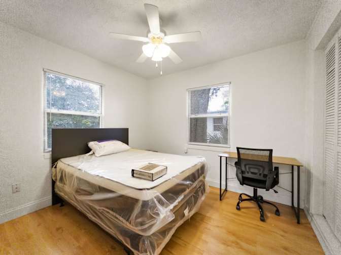 PadSplit's room