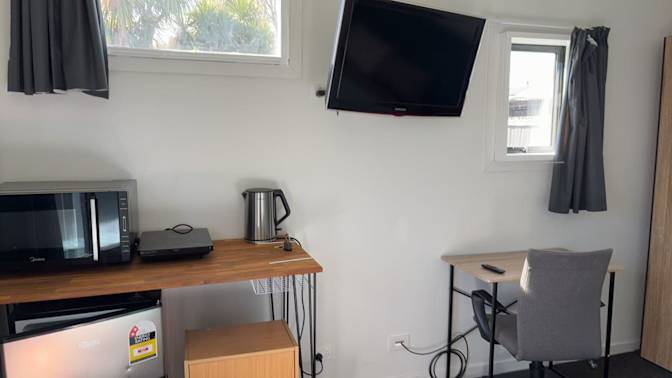 Alejandro Cruz's room