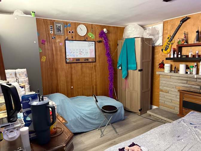Abir's room