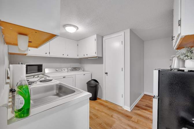lifedoorrentals's room