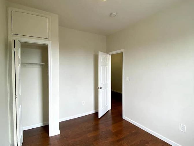 devesh tripathi's room