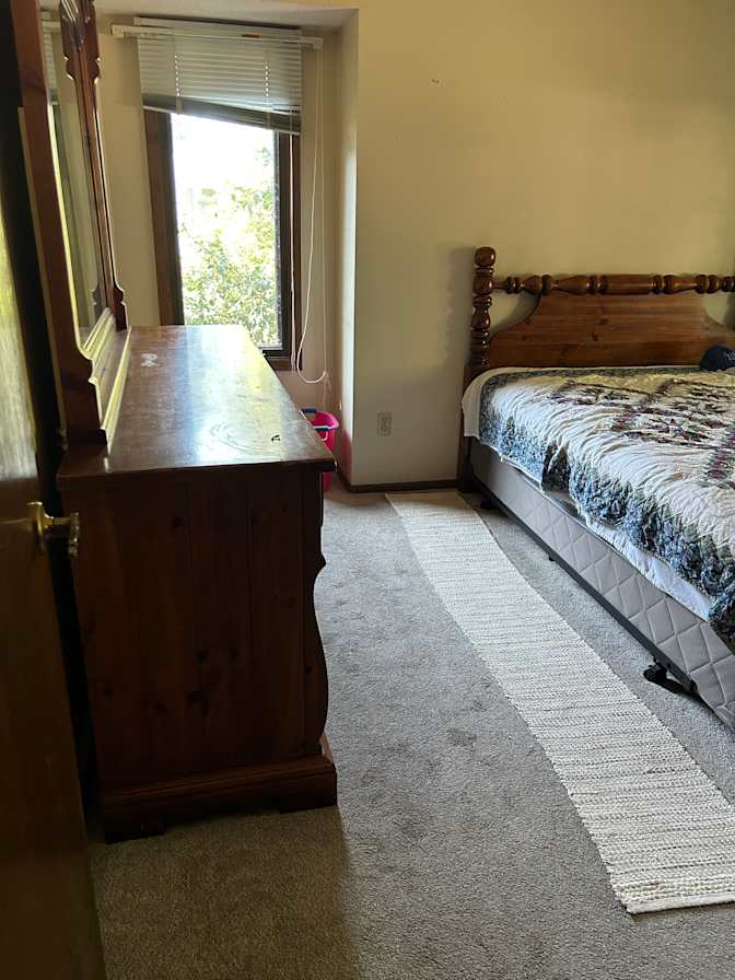 Isabel's room