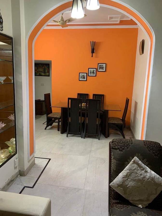 Neelam's room