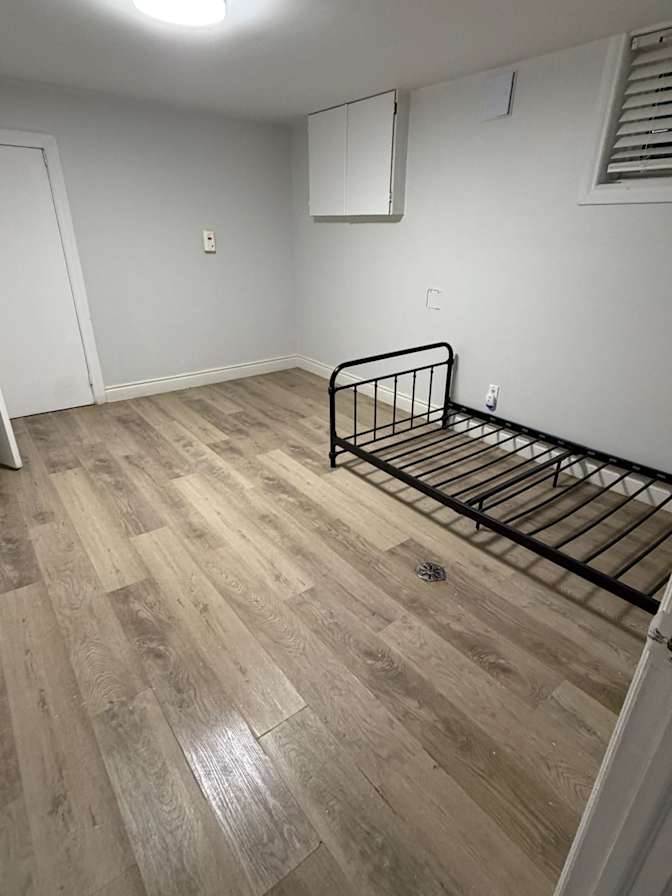 Shak's room