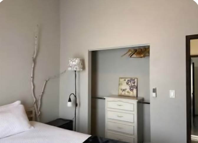 Chanin's room