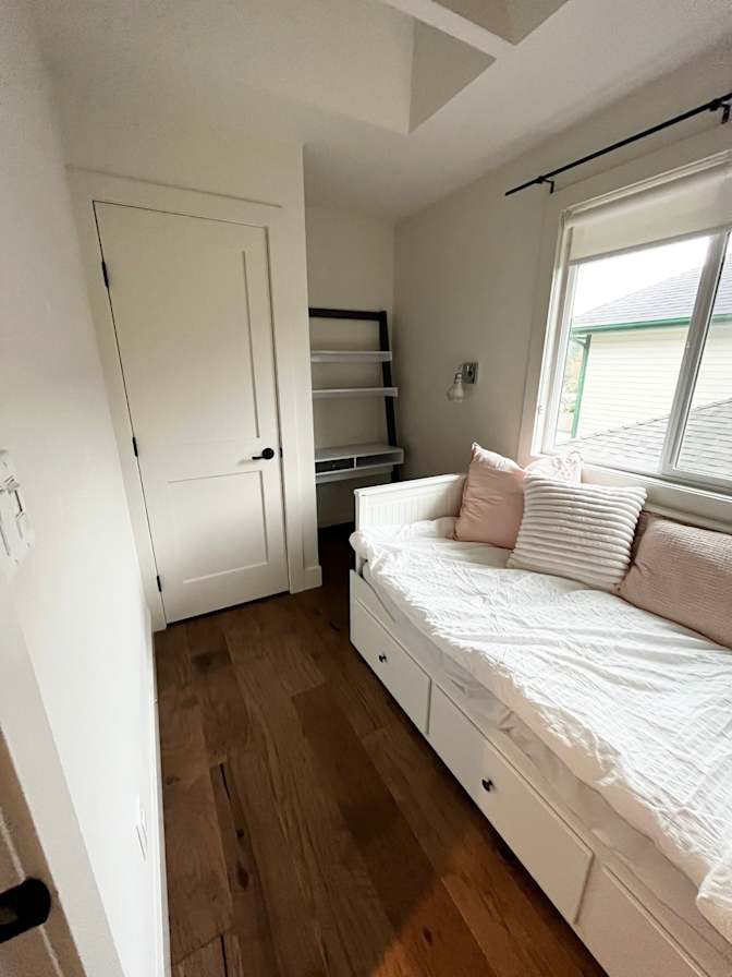 Kim's room