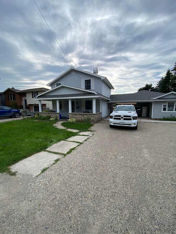 Shawn Manahan's room