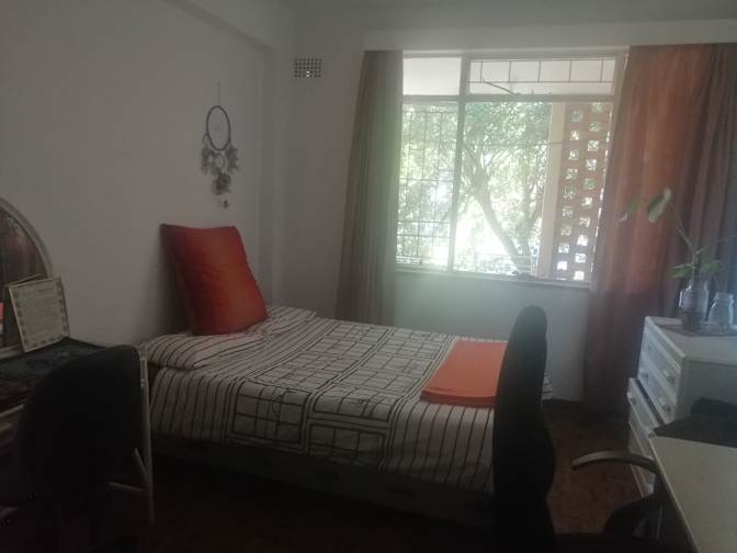 Sandy's room