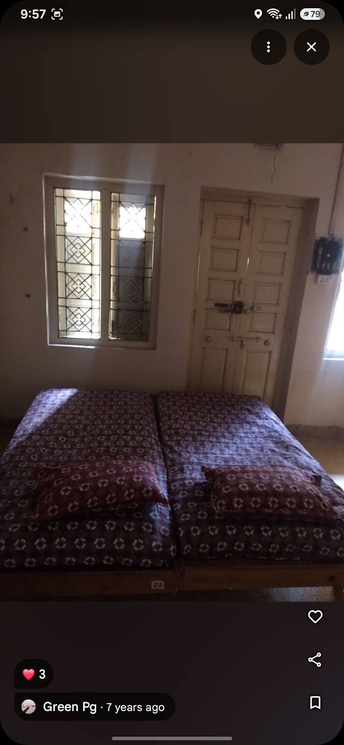 Keval Lathiya's room