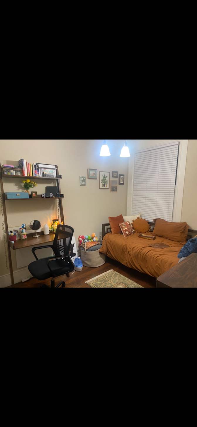 Aziza's room
