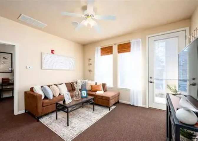 Chloe Wozniak's room