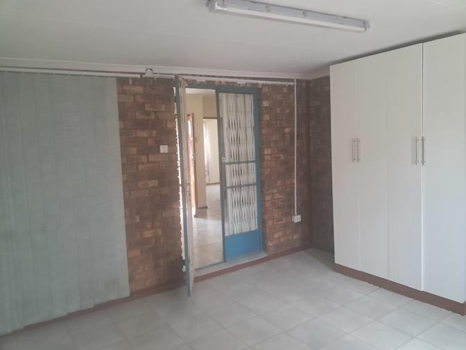 BTW Connect Properties's room
