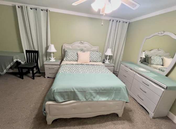 Aziza's room