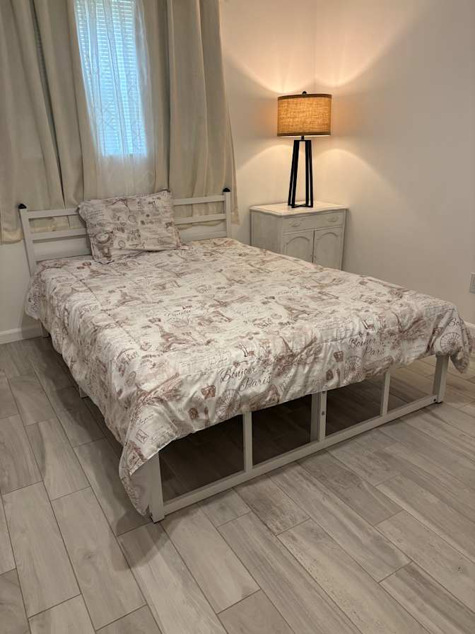 steve's room