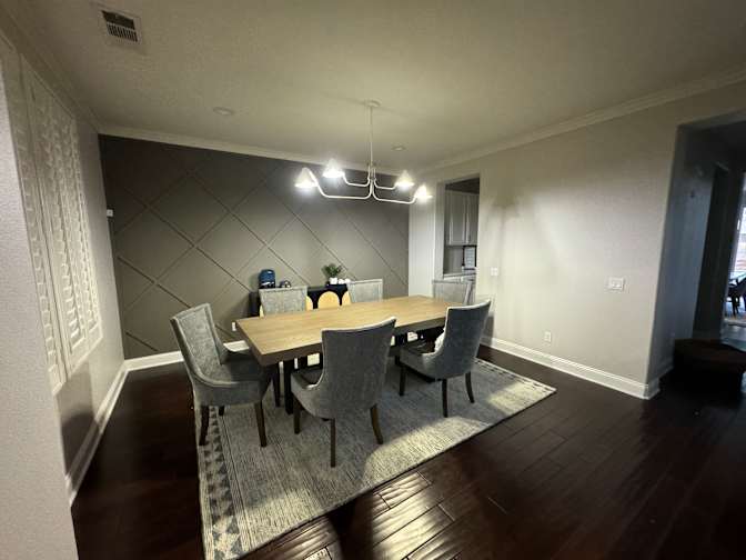 Julie Roberts's room