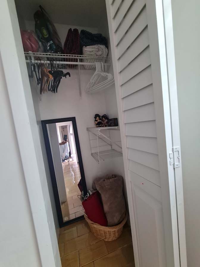 Julia zuniga's room