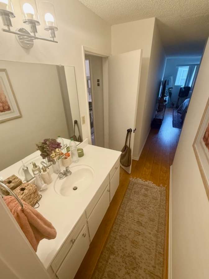 jocelyn's room