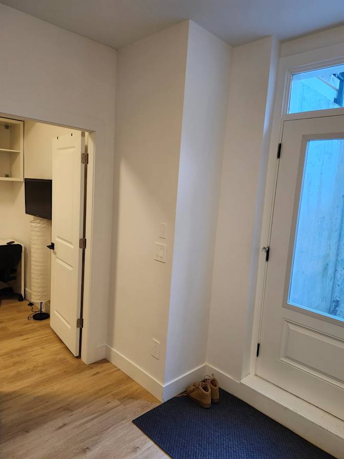 South Surrey - Grandview Heights's room