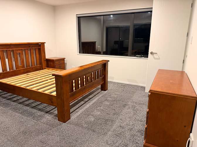 Daniella Bacunawa's room