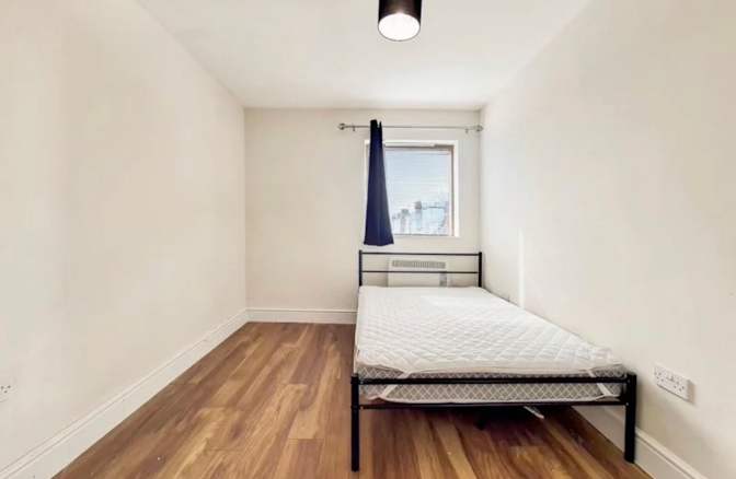 Jennifer's room