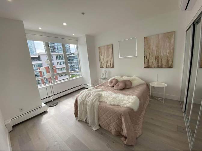 Van House's room