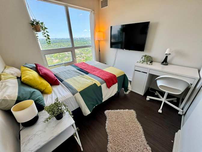 Alona's room