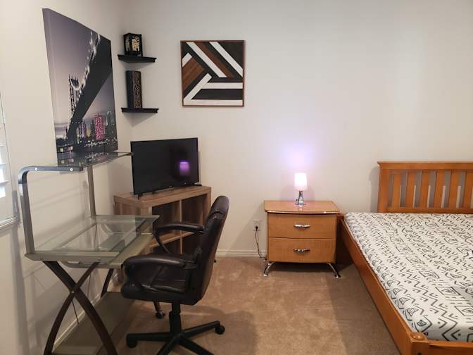 Eve's room