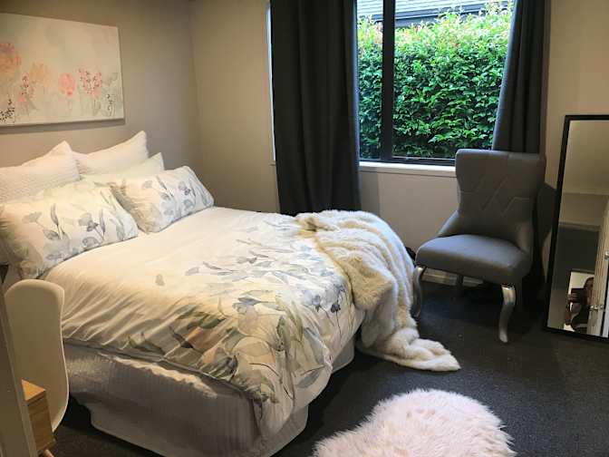 Kate's room