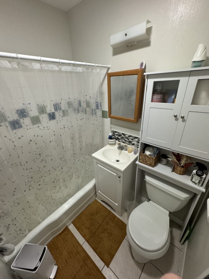 amory's room