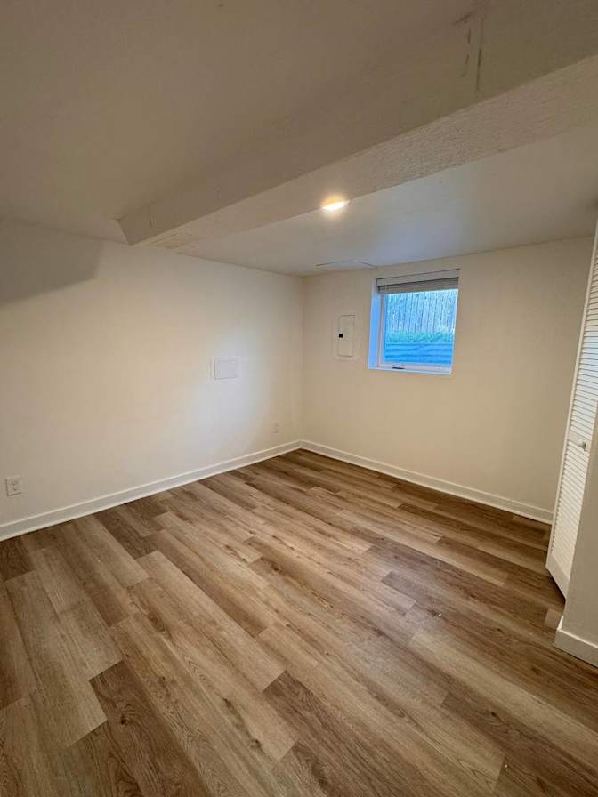 Denis's room