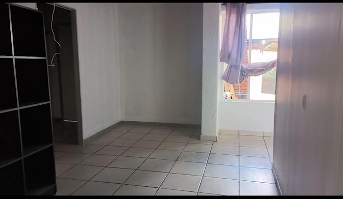 Tshidi's room