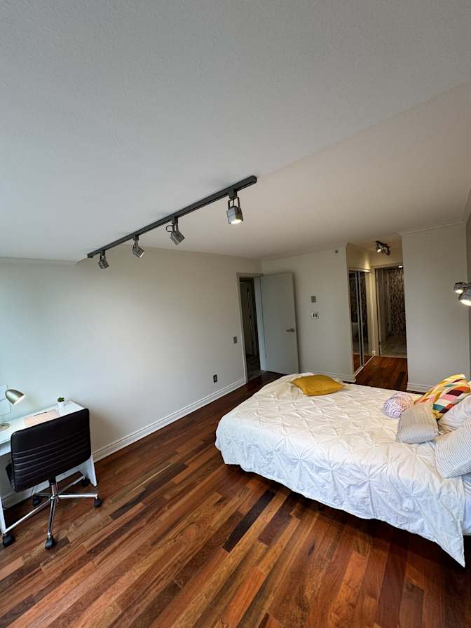 Van House's room