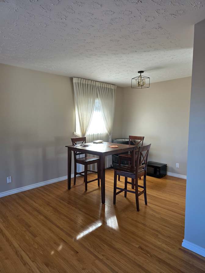 Forman Crescent's room