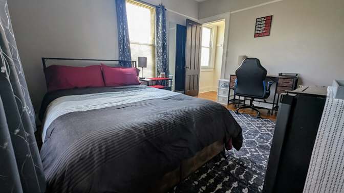 Stephen's room