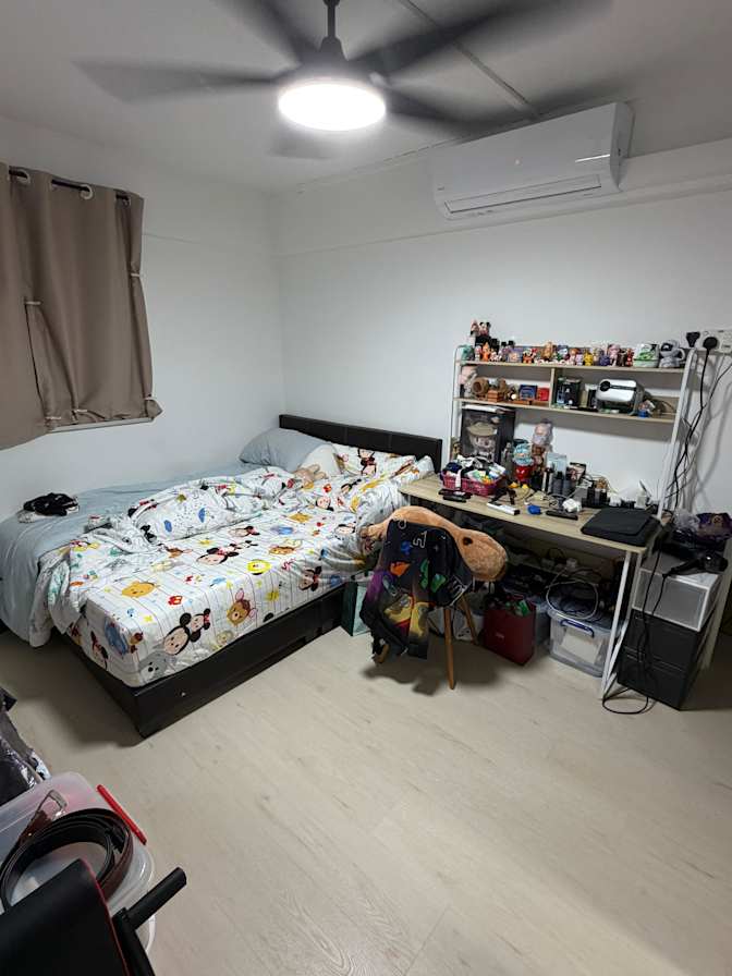 Henry Ang's room