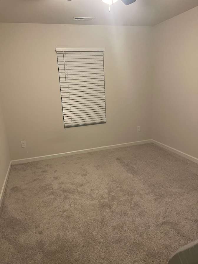ROSHAN's room
