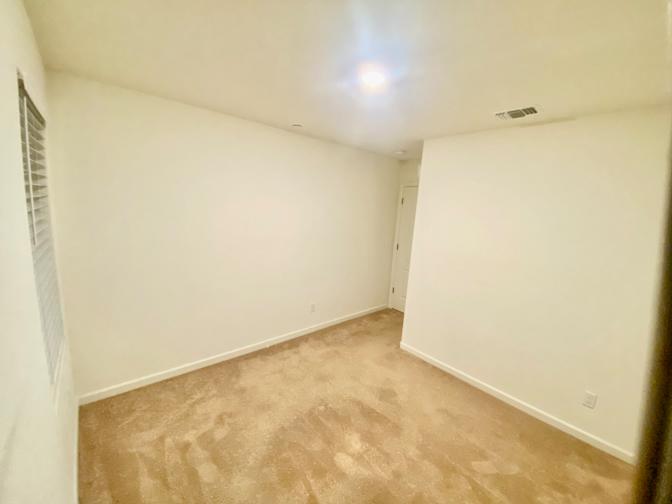 PINO VISTA's room