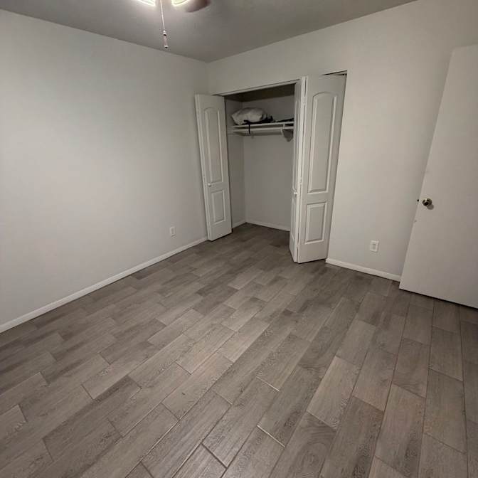 Lisa's room