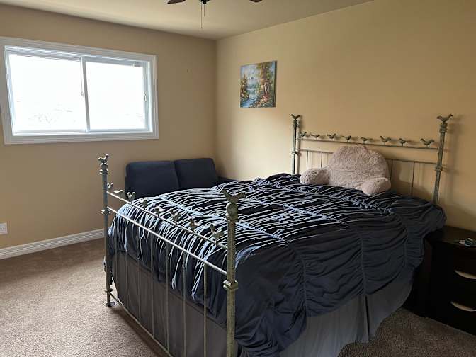 Vail's room