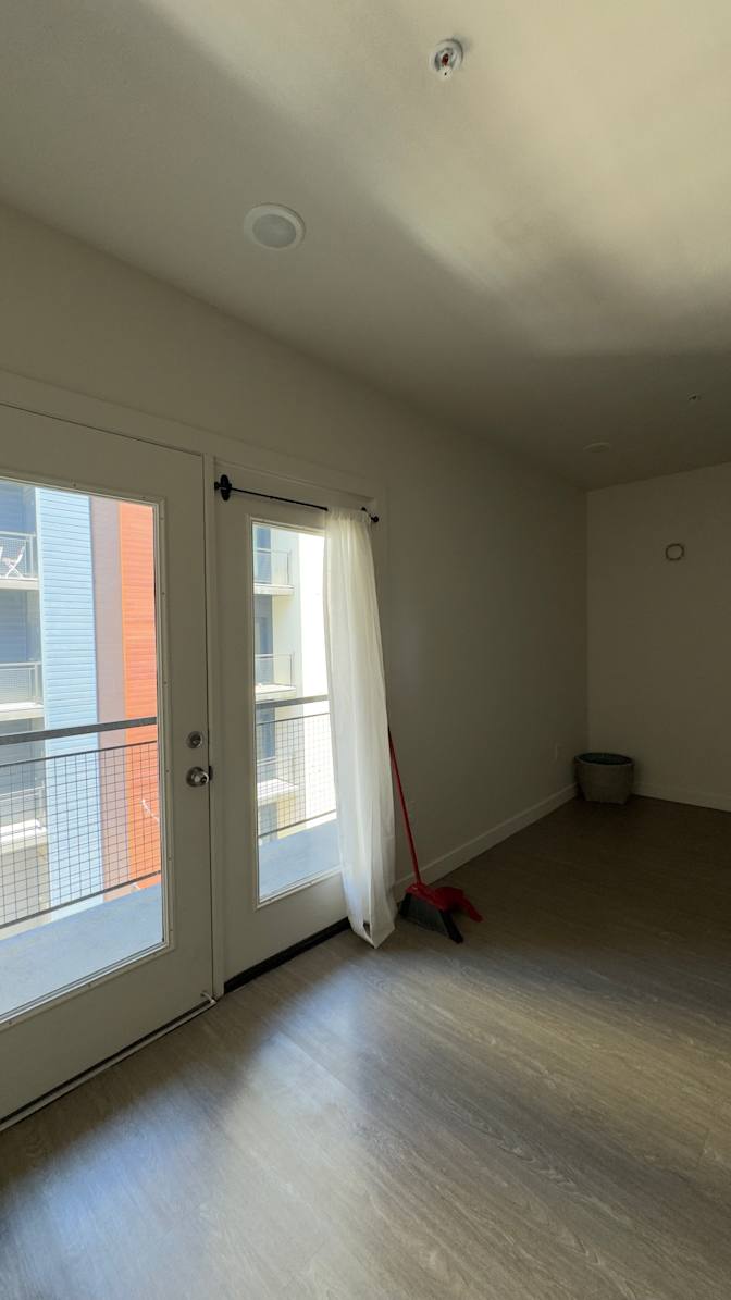 Airus's room