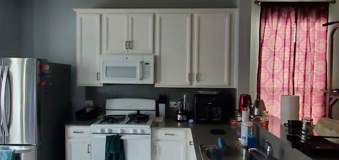 Efrain's room