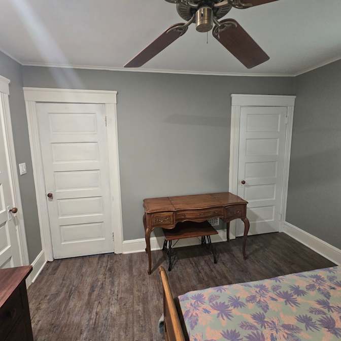 robert a gustafson's room