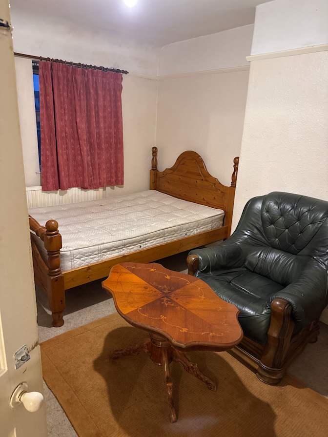 Godwin's room