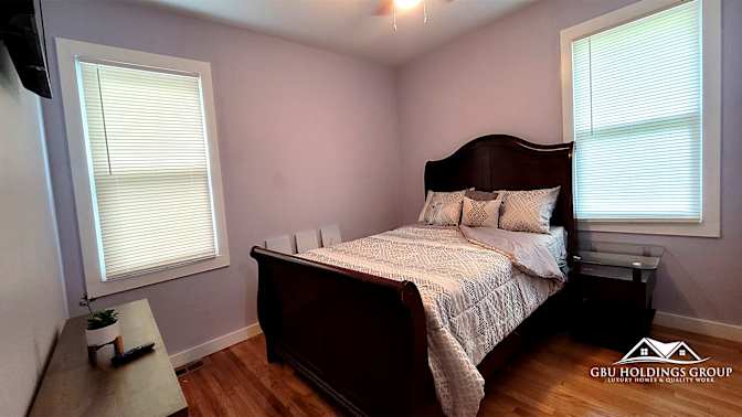 GBU Holdings Group's room