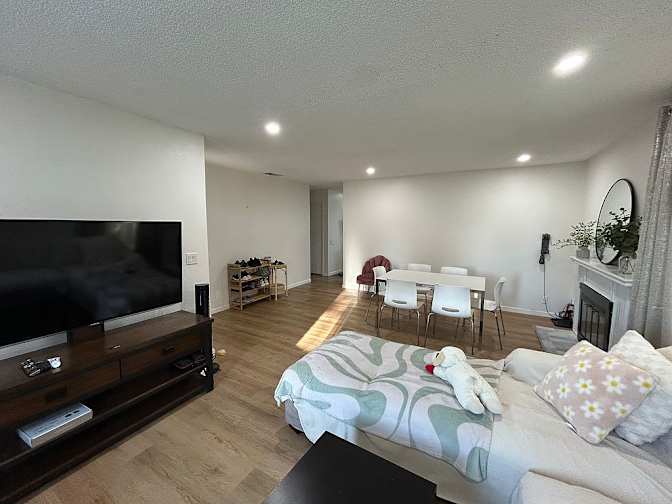Richard Pham's room