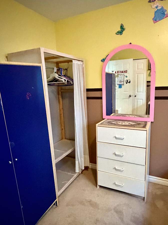 Sharlin's room