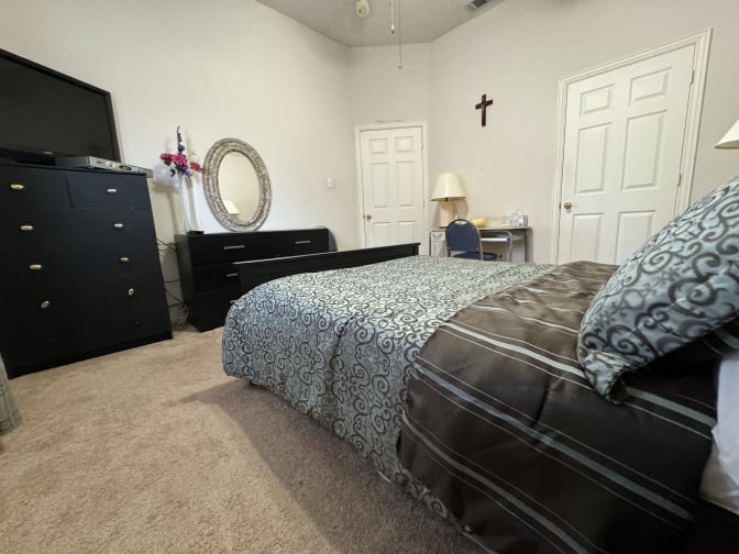 Marlo's room