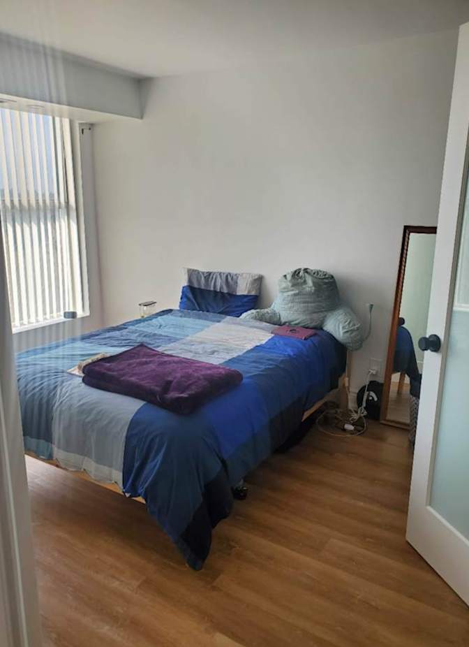 Naomi's room